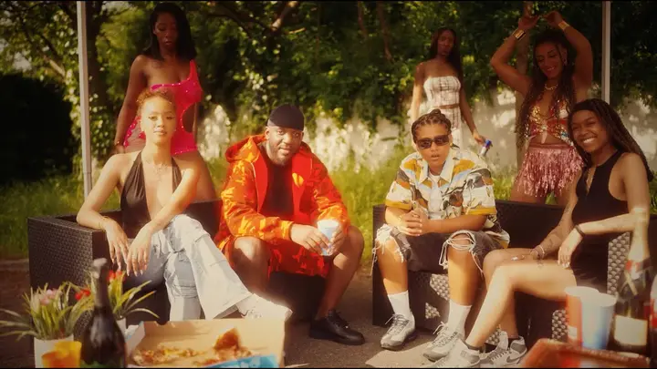Miniature du clip LE D - BRRR feat. MERYL, NATOXIE